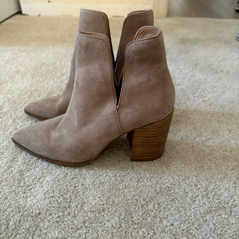 Steve Madden boots